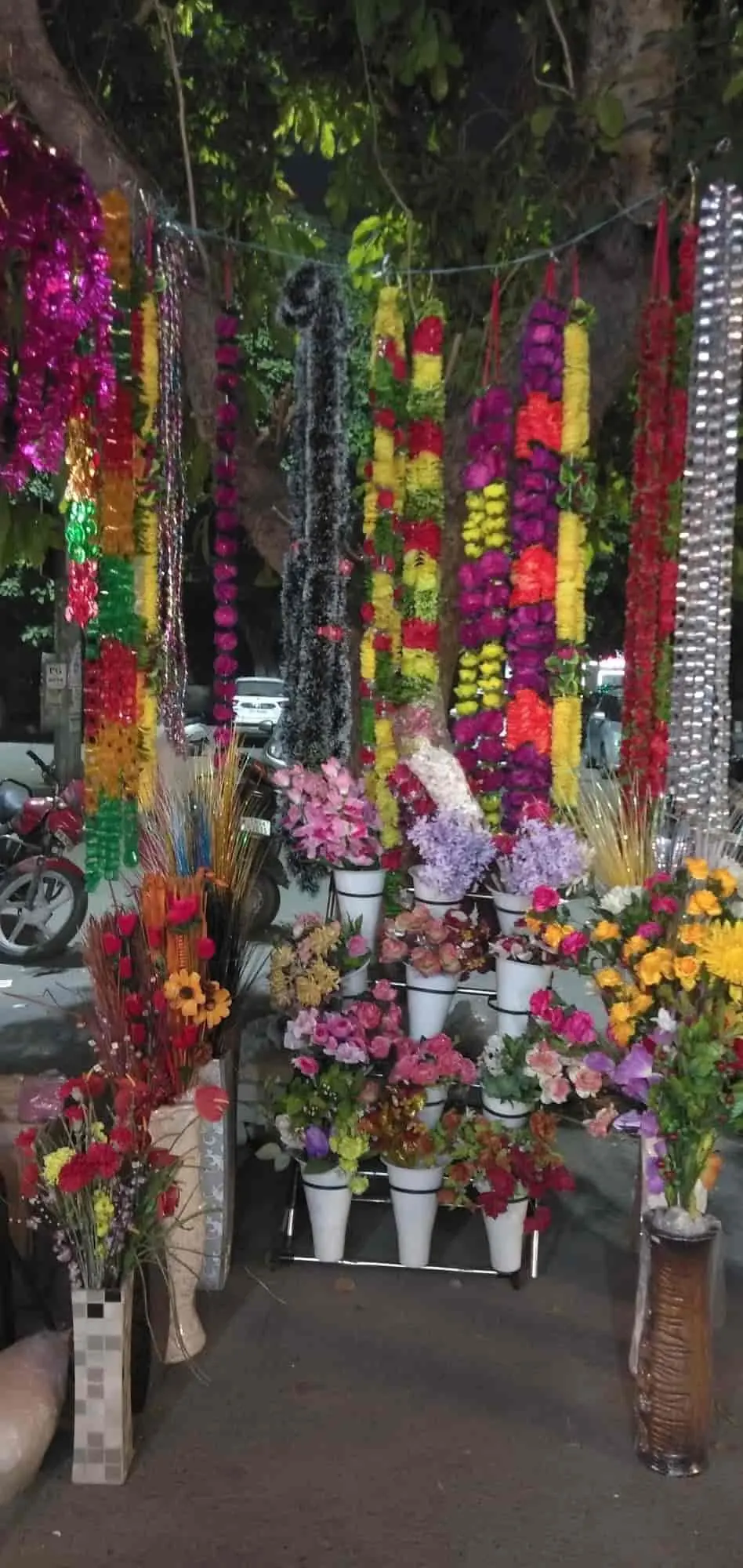 Colourful garlands, floral décor and seasonal craft material